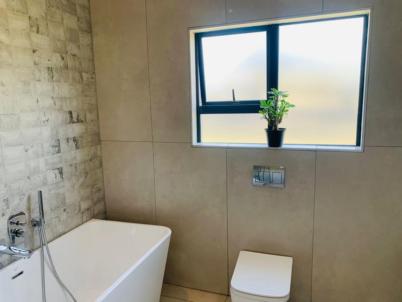 5 Bedroom Property for Sale in Heron Banks Golf Estate Free State